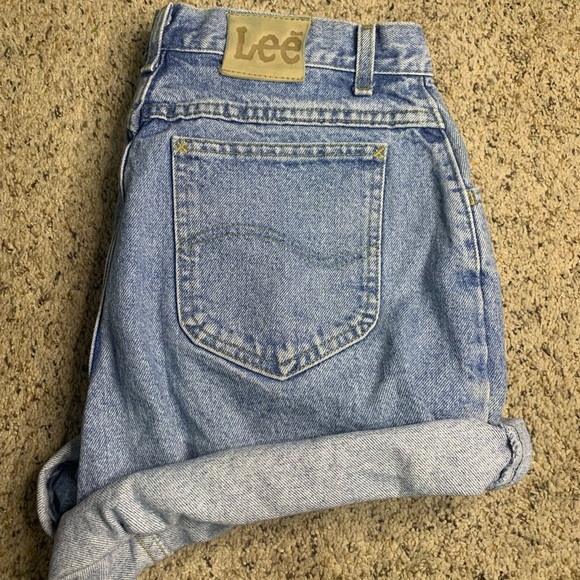 Lee High Waisted Mom Jean Shorts - Picture 2 of 4